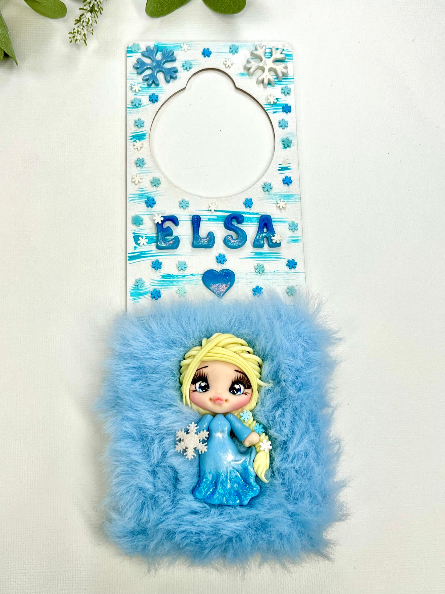 ✨ Door Holder Decorated, transform any door into a fairytale entrance with our adorable handmade clay doll door hangers. Perfect for little princesses, these unique creations bring magic and charm to any room.
