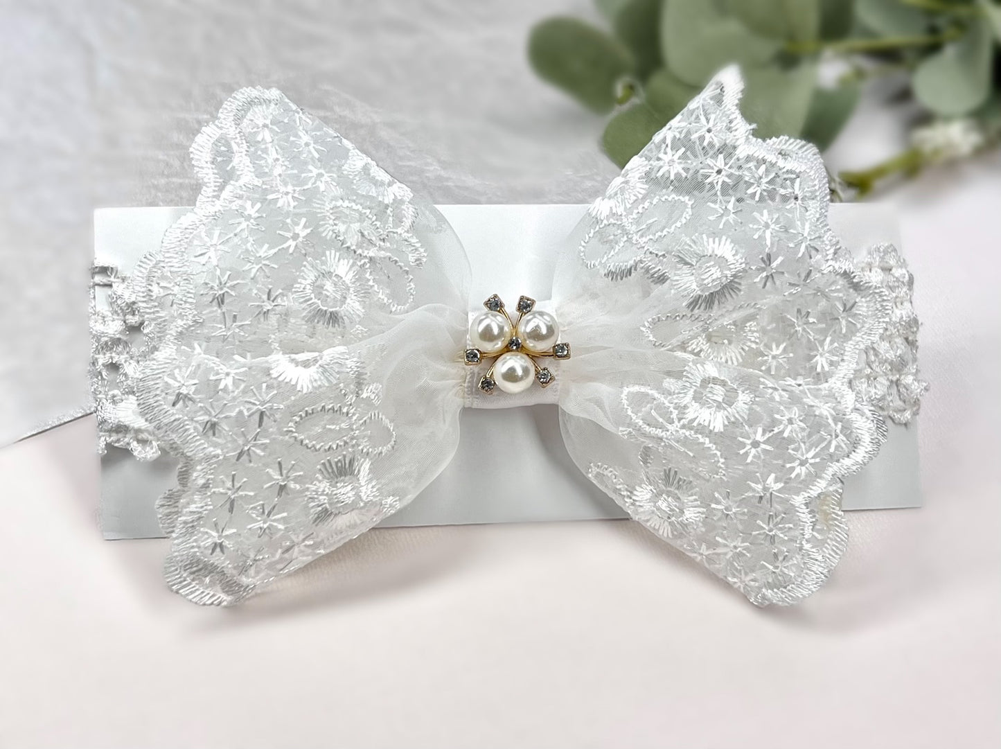 Exquisite Lace Elastic Headband with Pearl and Rhinestone Center – Perfect for Newborns and Special Occasions - Wedding Hair Bow Accessories