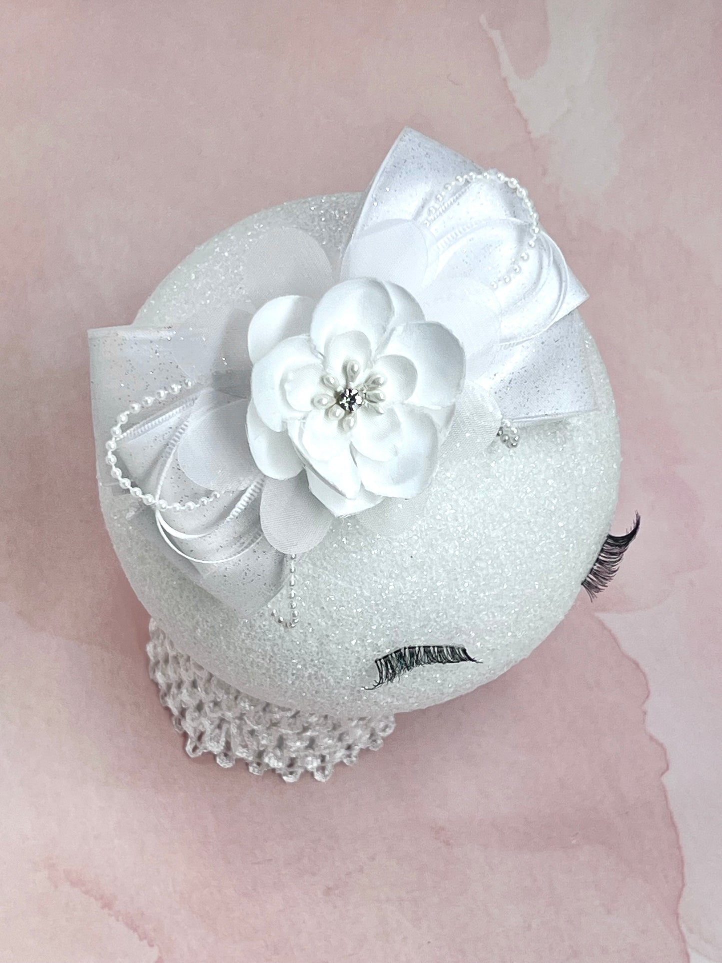 Elegant White Satin and Organza Wedding Hair Clips Bow for Little Girls.