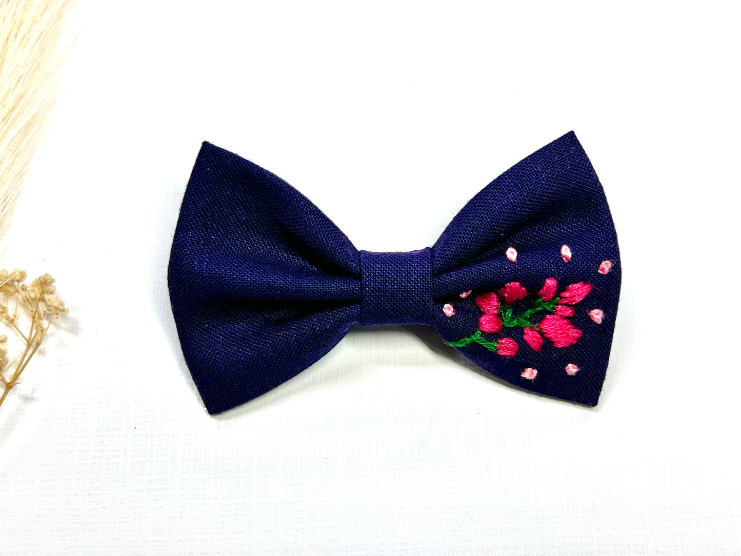 🌸 Hand Embroidered Linen Bow Clips – Girls Hair Clips. Elegance in Every Stitch!