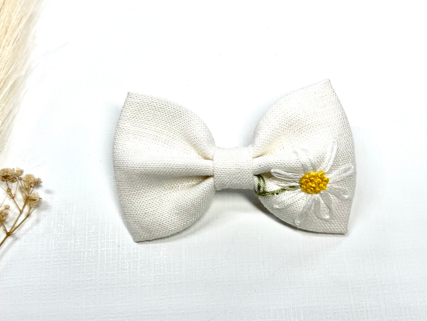 🌸 Hand Embroidered Linen Bow Clips – Girls Hair Clips. Elegance in Every Stitch!