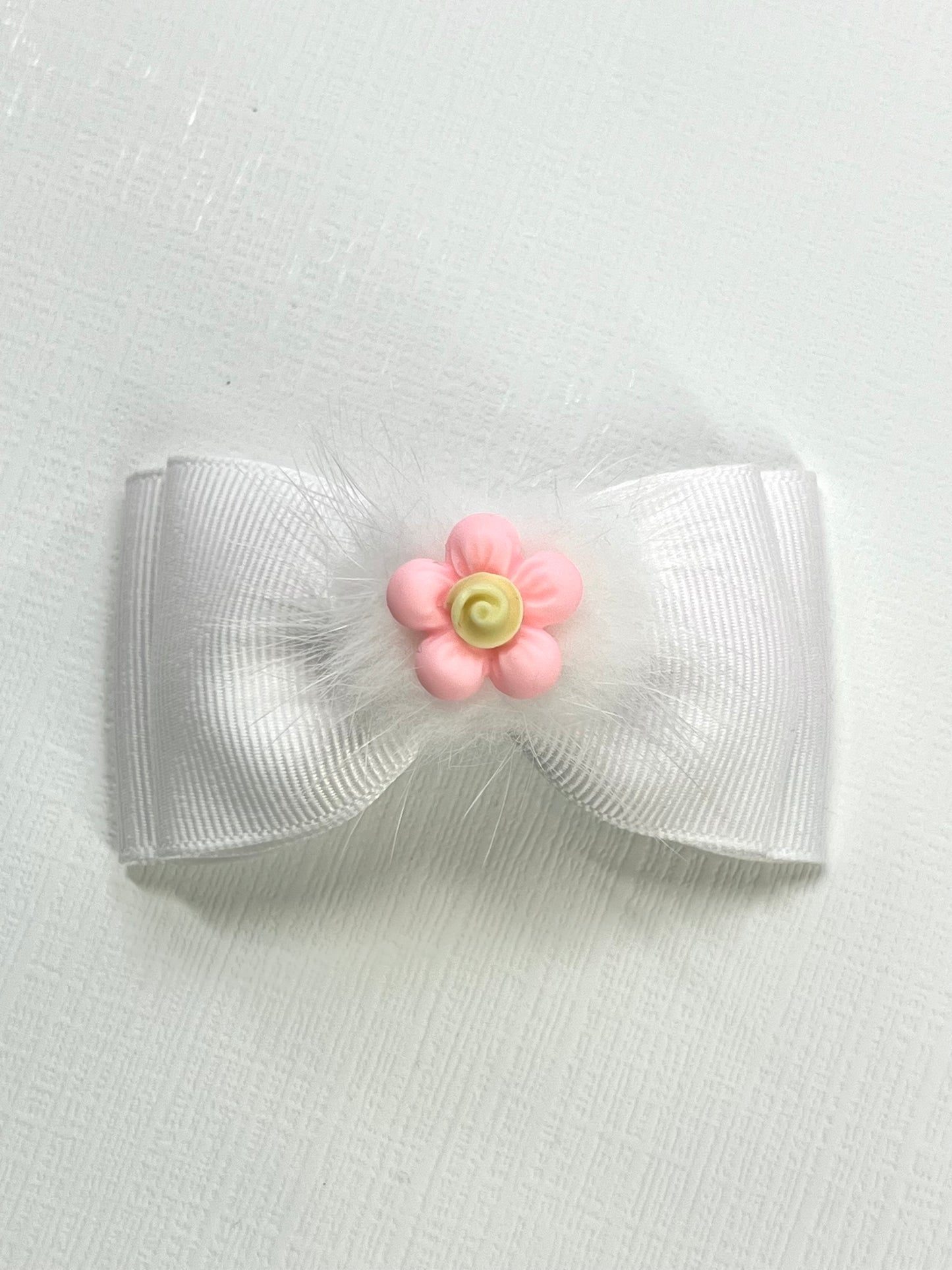 Adorn your Little Cutie with this Adorable Teddy Bear  Girl Hair Clips Bow. Hair clips Bow with a Clay Doll in the center of it.